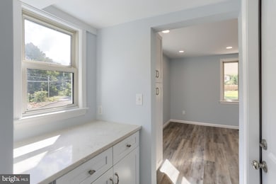 218 N Railroad St, Hummelstown, PA 17036 - photo 7