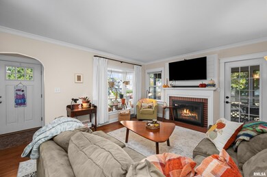 537 W Hayes St, Davenport, IA 52803 - photo 6