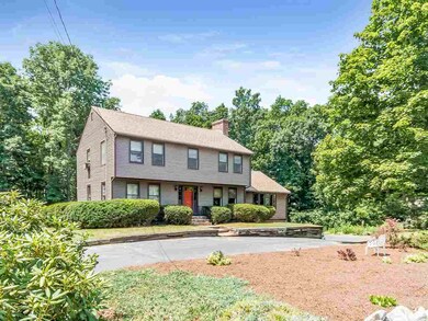 53 Sweet Hill Rd, Plaistow, NH 03865 - photo 2