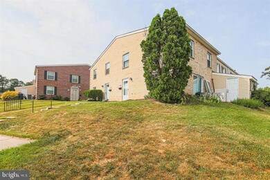9165 Hitching Post Ln unit A, Laurel, MD 20723 - photo 4