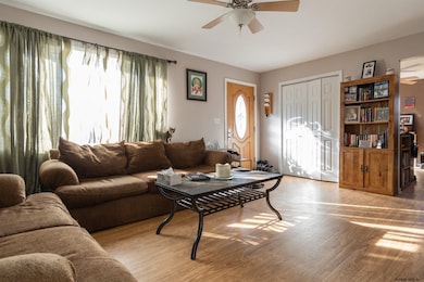 42 Killock Ave, Troy, NY 12180 - photo 3