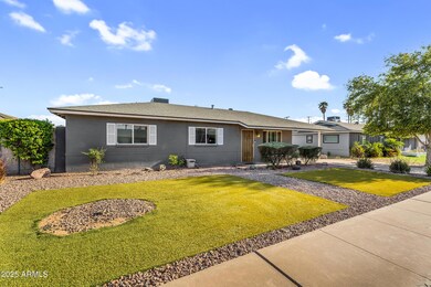 2715 E Edgemont Ave, Phoenix, AZ 85008 - photo 2