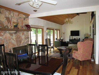 9619 Foxville Rd, Warrenton, VA 20186 - photo 7