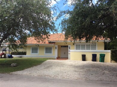686 Glenridge Rd, Key Biscayne, FL 33149 - photo 2
