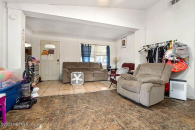 3640 Eve Dr W, Jacksonville, FL 32246 - photo 5