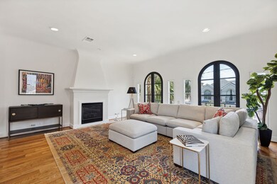 2022 Hazard St, Houston, TX 77019 - photo 4