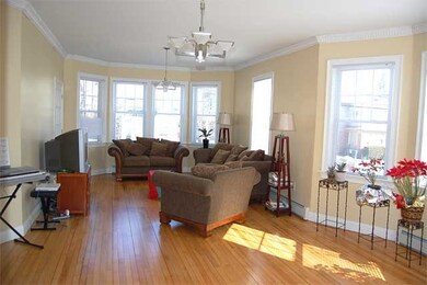 361 Lloyd Ave unit 1, Providence, RI 02906 - photo 2