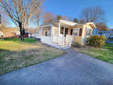 16 Oak Hill Dr, Hampstead, NH 03841 - photo 2