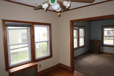 17 Maple St, West Springfield, MA 01089 - photo 4