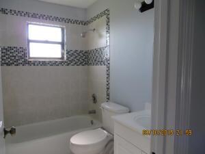 264 SW Crescent Ave 006