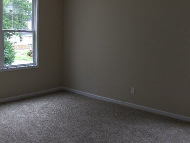 1046 Hazel St, Macon, GA 31201 - photo 7