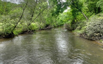 733 Pocaset Dr, Ellijay, GA 30540 - photo 2