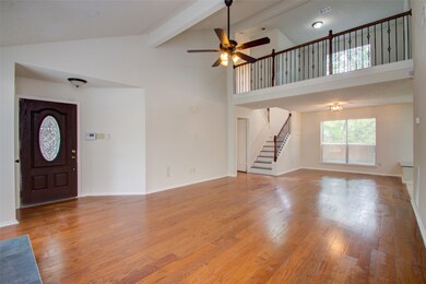 31 S Drifting Leaf Ct, Spring, TX 77380 - photo 5