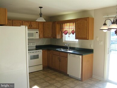 15280 Cobble Dr, Greencastle, PA 17225 - photo 4