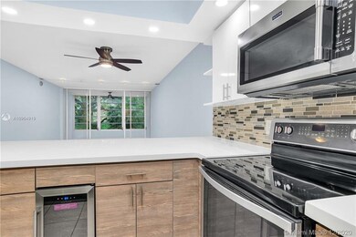 Live Oak Place unit 204, Davie, FL 33324 - photo 5