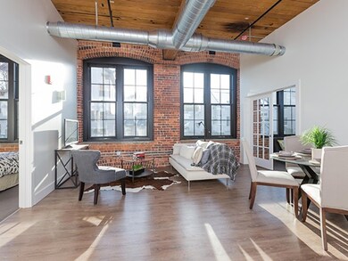 60 E Water St unit 2018, North Andover, MA 01845 - photo 4