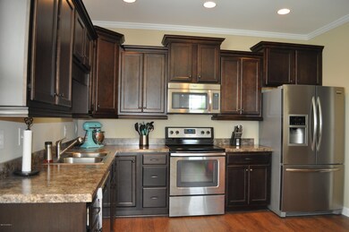 Beautiful cabinets!