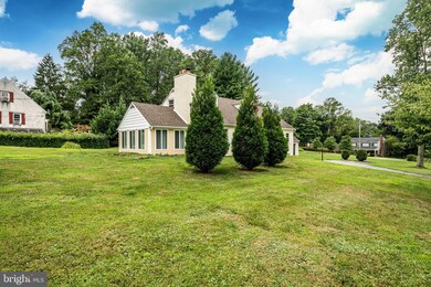 512 W Valley Rd, Wayne, PA 19087 - photo 3