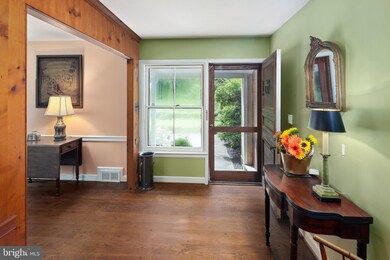 911 Old Gulph Rd unit 82, Bryn Mawr, PA 19010 - photo 3