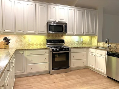 2376 Oakwood Way SE, Smyrna, GA 30080 - photo 4