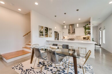 2203 Chunk Ct, Dallas, TX 75206 - photo 4