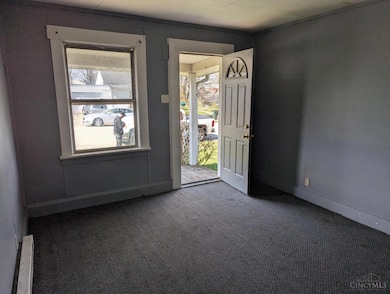 613 Auburn St, Middletown, OH 45042 - photo 2