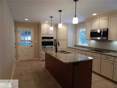 905 Pebblebrook Ln, East Lansing, MI 48823 - photo 6