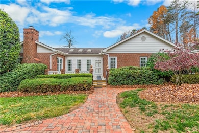 1001 Nuthatch Ct, High Point, NC 27262 - photo 2