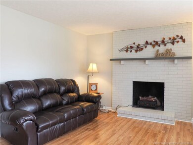 910 Pennwood Dr, New Albany, IN 47150 - photo 5