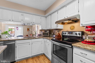 8257 Mary Lee Ln, Laurel, MD 20723 - photo 6