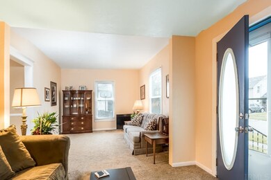 110 E 17th St, Auburn, IN 46706 - photo 3