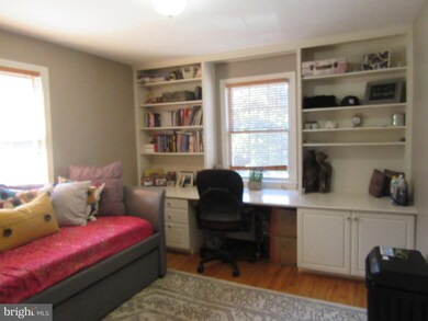 2214 Colston Dr unit 203, Silver Spring, MD 20910 - photo 4