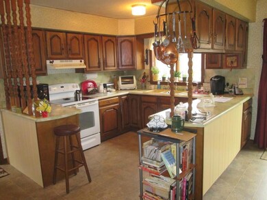 361 Massachusetts Ave, Millinocket, ME 04462 - photo 2