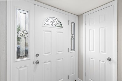 5752 Maple Hill Dr, Houston, TX 77088 - photo 6