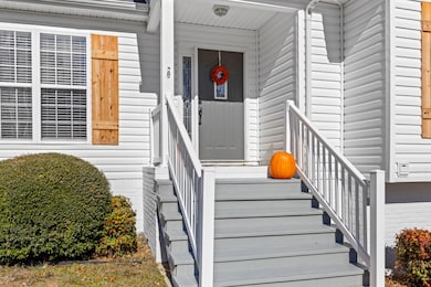 6183 Gibbs Ln, Ooltewah, TN 37363 - photo 7