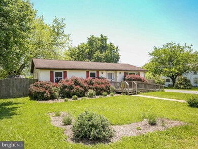 48 Columbia St, Harpers Ferry, WV 25425 - photo 2