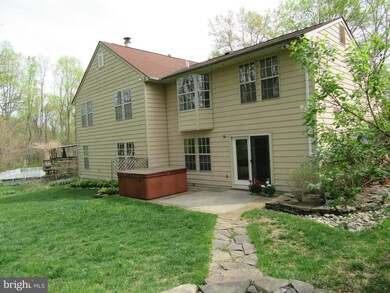 12203 Guinevere Rd, Glenn Dale, MD 20769 - photo 3