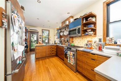 67 Hauxhurst Ave, Weehawken, NJ 07086 - photo 5