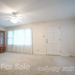 145 Crooked Ln unit 145-147, Statesville, NC 28625 - photo 6