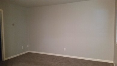 418 W Main St, Newburgh, IN 47630 - photo 6