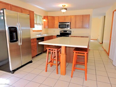 2162 Hill Rd, Effort, PA 18330 - photo 3