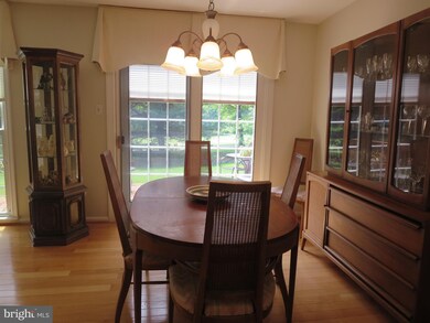 5034 Ten Mills Rd, Columbia, MD 21044 - photo 5