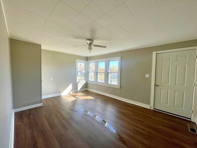 204 Sanderson Dr, Hopkinsville, KY 42240 - photo 3