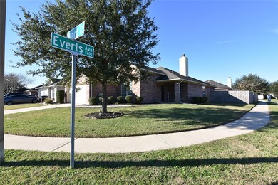 389 Ward Ln, Alvin, TX 77511 - photo 3