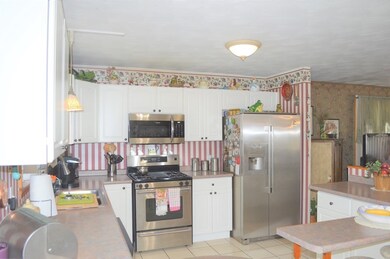 589 2nd St, Fall River, MA 02721 - photo 3