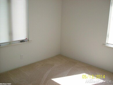 8076 Standard, Center Line, MI 48015 - photo 5