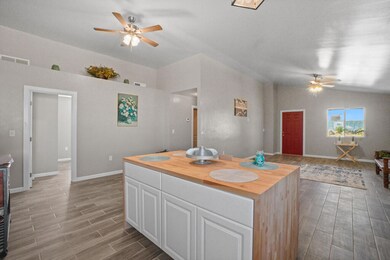 14648 Kenton Rd, El Paso, TX 79928 - photo 7