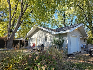 200 S Beck Rd unit 12, Lindenhurst, IL 60046 - photo 6