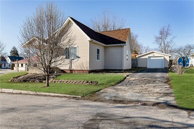 1512 N C St, Elwood, IN 46036 - photo 2
