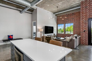 1111 Studewood St unit 407, Houston, TX 77008 - photo 6